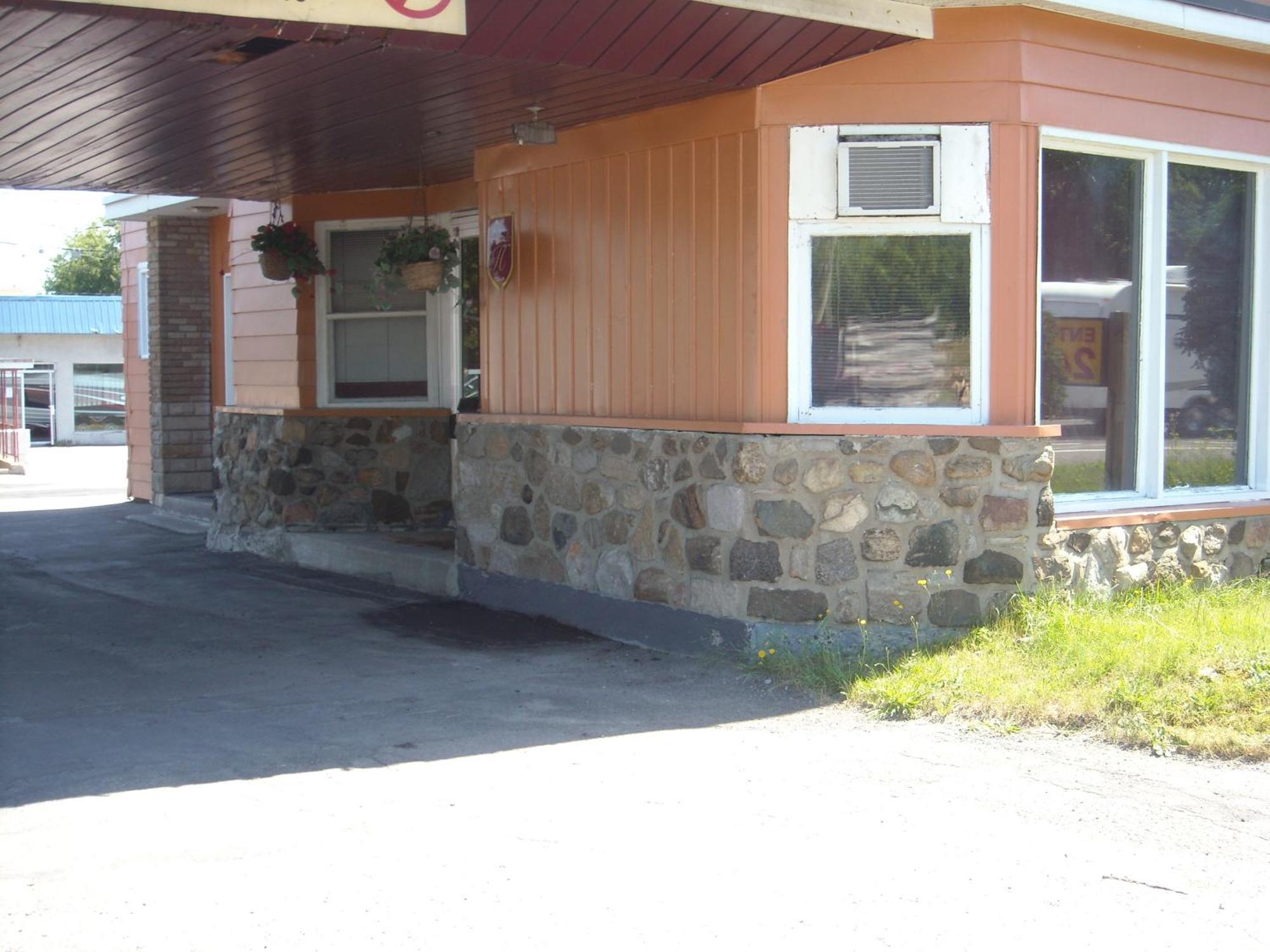 Motel Montreal Notre-Dame-de-l'Ile-Perrot Dış mekan fotoğraf