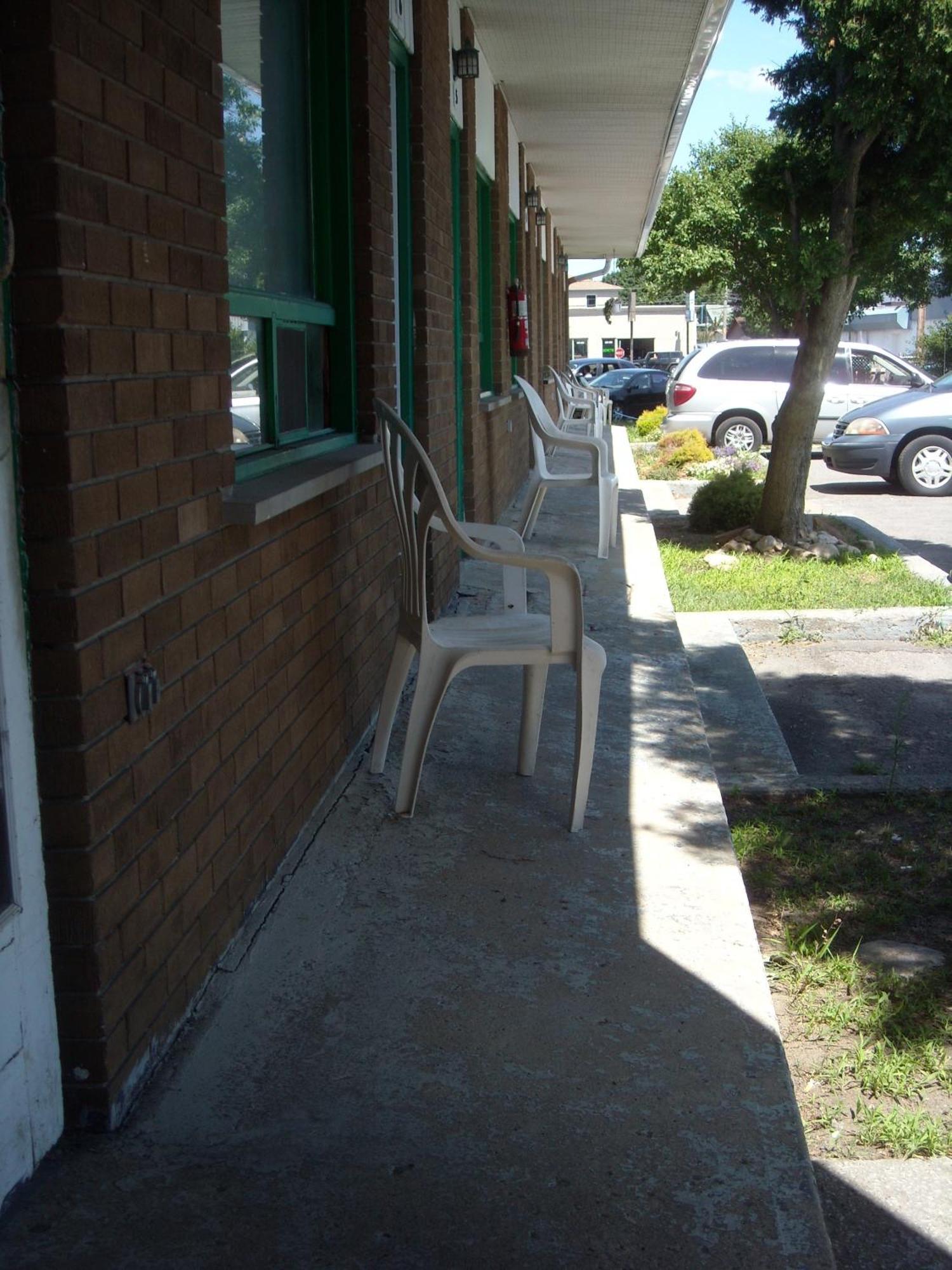 Motel Montreal Notre-Dame-de-l'Ile-Perrot Dış mekan fotoğraf