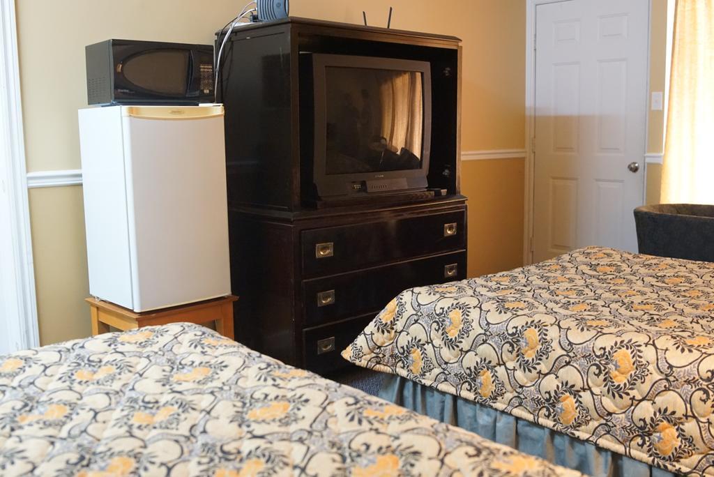 Motel Montreal Notre-Dame-de-l'Ile-Perrot Dış mekan fotoğraf