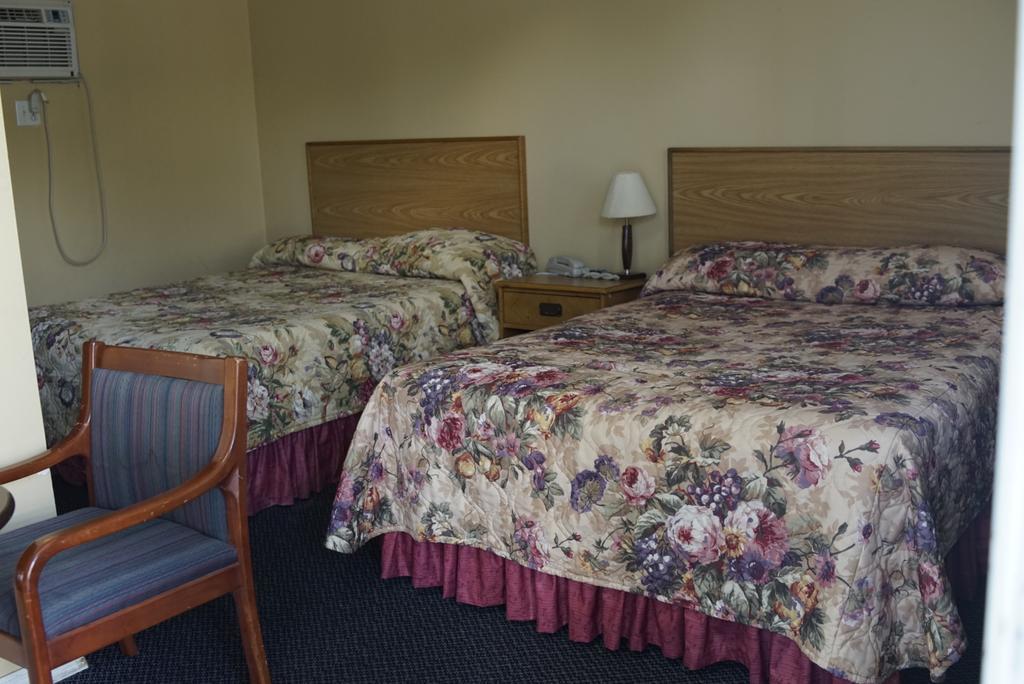 Motel Montreal Notre-Dame-de-l'Ile-Perrot Dış mekan fotoğraf