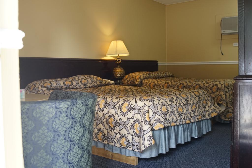 Motel Montreal Notre-Dame-de-l'Ile-Perrot Dış mekan fotoğraf