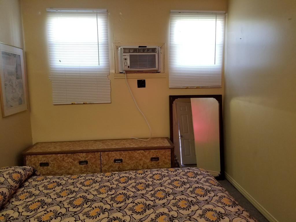 Motel Montreal Notre-Dame-de-l'Ile-Perrot Dış mekan fotoğraf