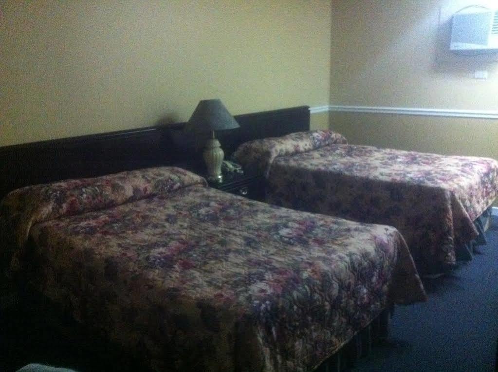 Motel Montreal Notre-Dame-de-l'Ile-Perrot Dış mekan fotoğraf